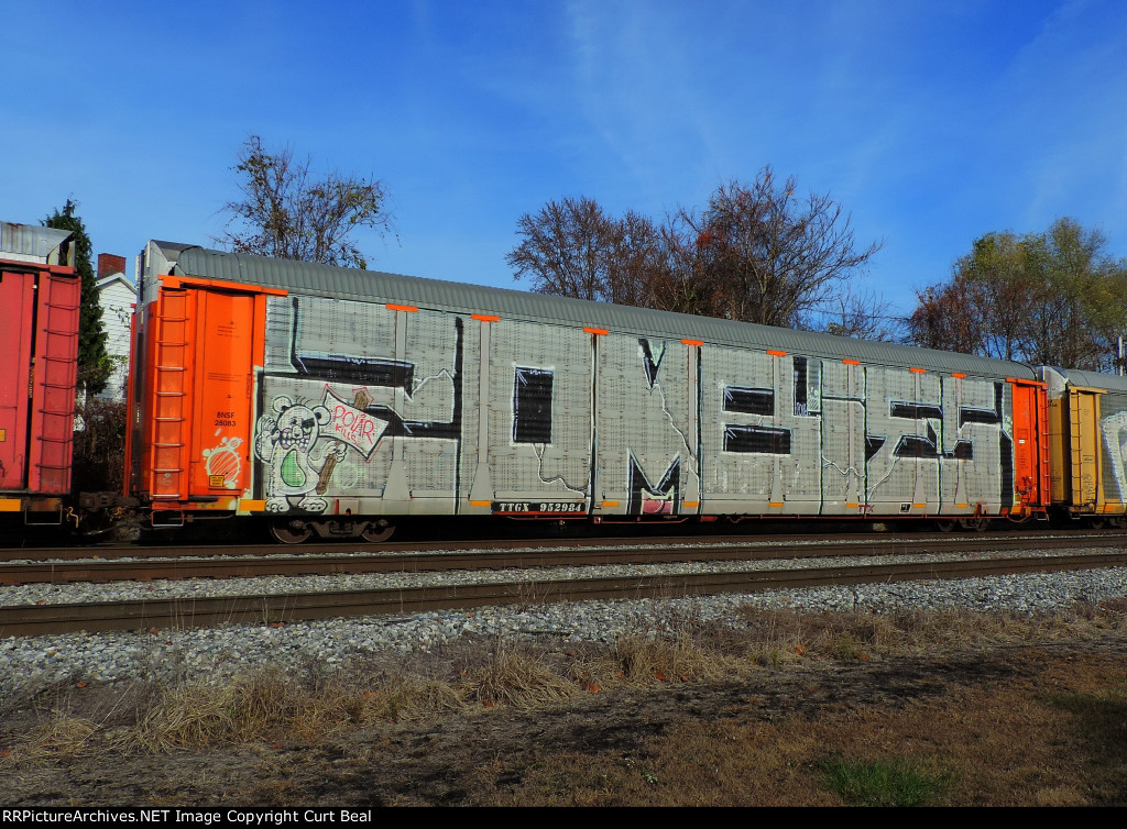 TTGX 952984 - BNSF 28083 